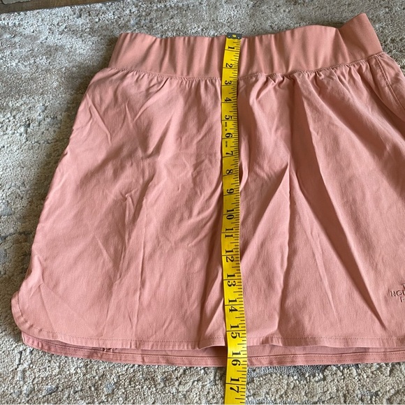 The North Face Never Stop Wearing Rose Dawn Running Skort Skirt Athletic Hiking - Picture 4 of 10
